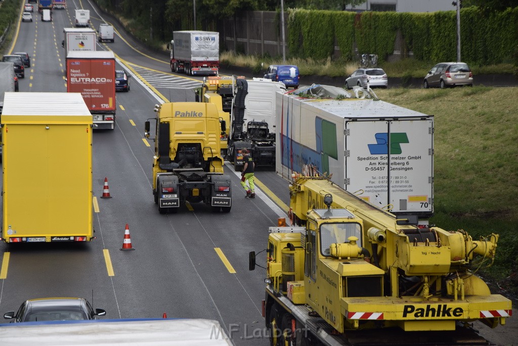 Schwerer VU A 3 Rich Oberhausen Hoehe AK Leverkusen P894.JPG - Miklos Laubert